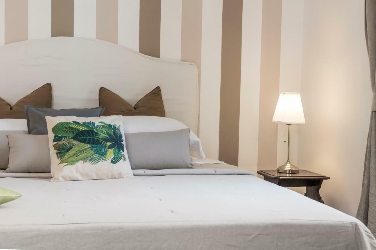 New! Spanish Step Design Apartamento