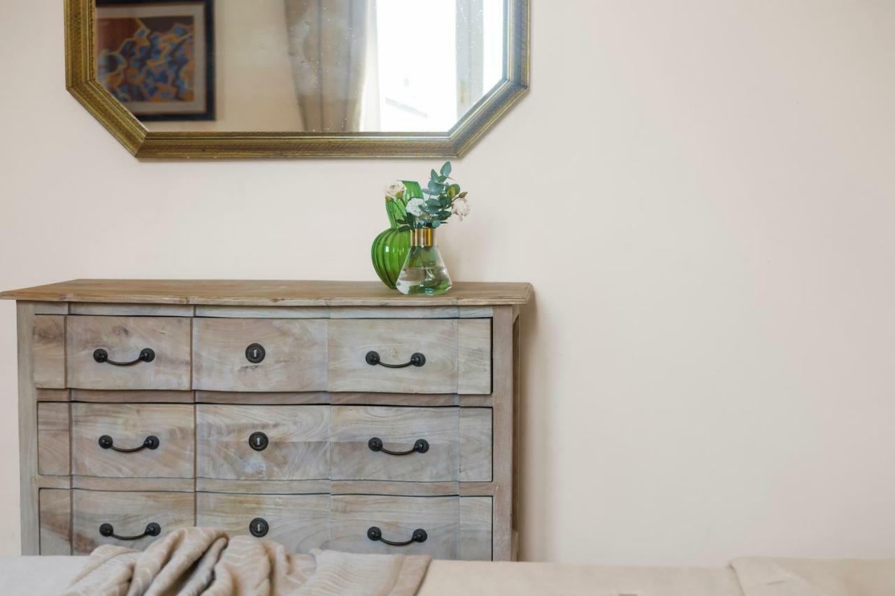 Apartamento New! Spanish Step Design